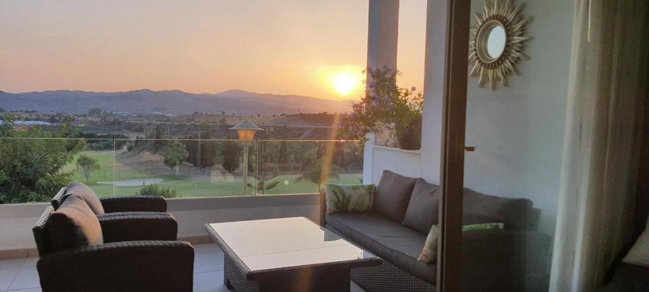 Baviera Hills Holiday Apartment Caleta de Vélez Exterior foto